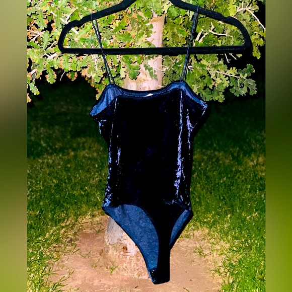 Velvet navy blue Express bodysuit - Picture 2 of 3